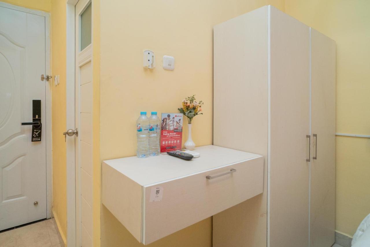 Reddoorz Plus Syariah Near Pasar Turi Surabaya Dış mekan fotoğraf