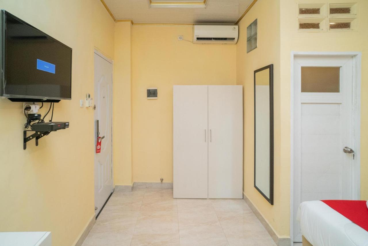 Reddoorz Plus Syariah Near Pasar Turi Surabaya Dış mekan fotoğraf